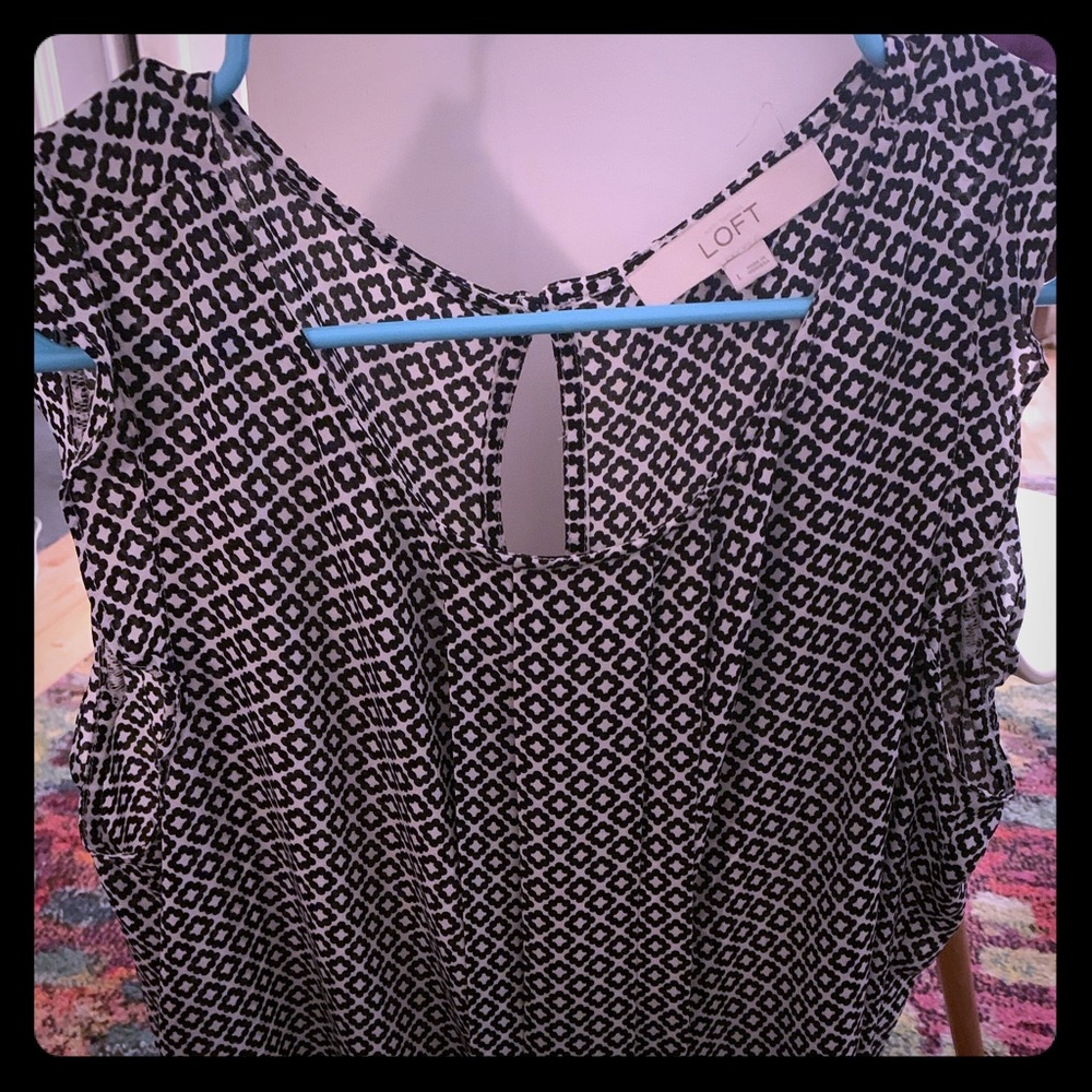 Sleeveless Shirt